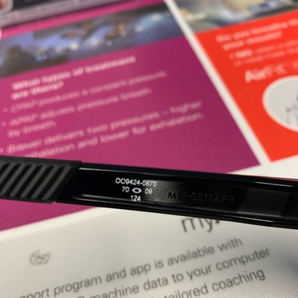 Oakley Mercenary Polarized sunglasses - Picture 4 of 6